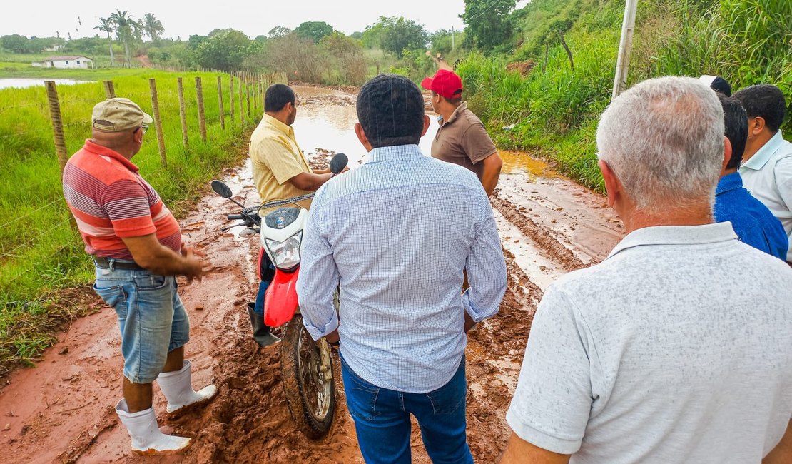 Comunidades continuam ilhadas em Palmeira dos Índios por causa das fortes chuvas