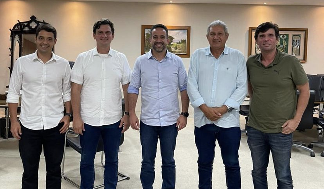 Arthur Lira pressiona para que prefeitos de Coruripe e Jequiá da Praia não apoiem Paulo Dantas