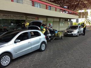 Veículos são removidos pela SMTT por GNV irregular