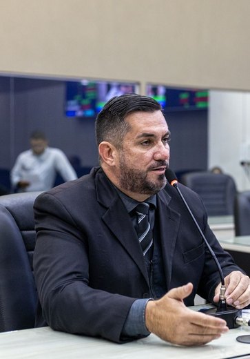 Vereador Leonardo Dias lamenta a violência e diz que Paulo Dantas abandonou Alagoas