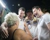 Daniel, Lucas e Luciano arrastam multidão pelas ruas do Manoel Teles