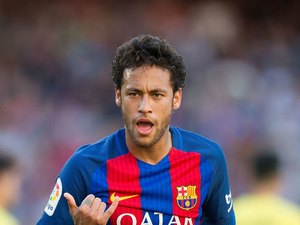 Neymar diz 'sim' ao PSG e acerta contrato de mais R$ 110 milhões por ano