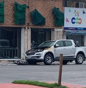 Picape pega fogo em avenida no município de São Luís do Quitunde