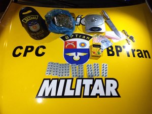 Suspeito é preso com quase 100 comprimidos de rufinol, em Maceió