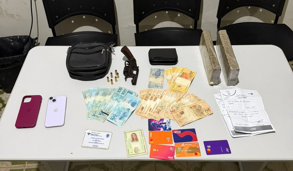 Duas mulheres são presas por tráfico de drogas e porte ilegal de arma em Arapiraca