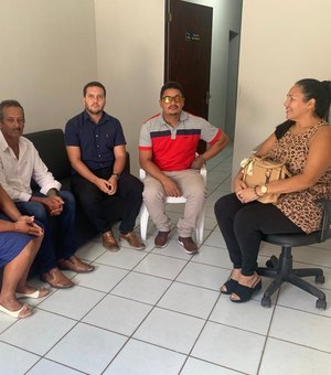 Família de marceneiro de Palmeira morto durante operação policial na Bahia se reúne com Centro de Defesa dos Direitos Humanos