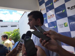 Tereza Nelma, Kelman Vieira e Canuto são possibilidades para 2020, diz Rui 