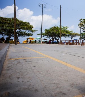 Maceió inicia reordenamento de ambulantes na orla nesta quinta-feira (29)