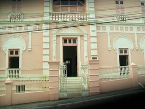 Região do Centro é isolada após desabamento de museu