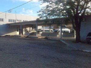 Mulher é presa após desembarcar na rodoviária de Penedo com mais de 4kg de maconha em mochila