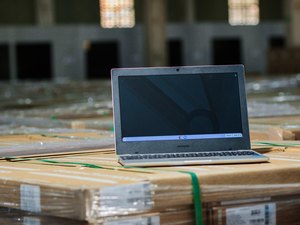 Governo de AL lança programa Alagoas Conectada e investe em tecnologia para escolas