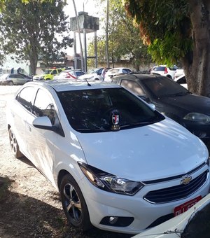 Rádio Patrulha recupera veículo roubado em Arapiraca