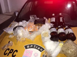 BPTran apreende material para fabricação de loló enterrado em mata