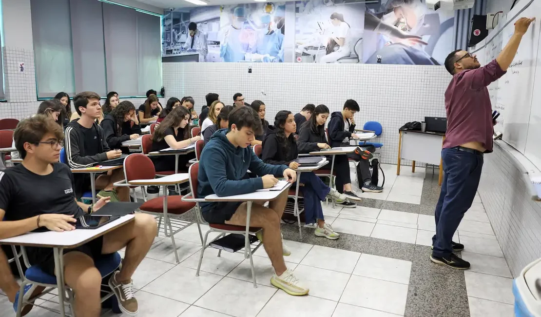 Desenrola Fies: estudante pode renegociar dívida a partir desta quarta