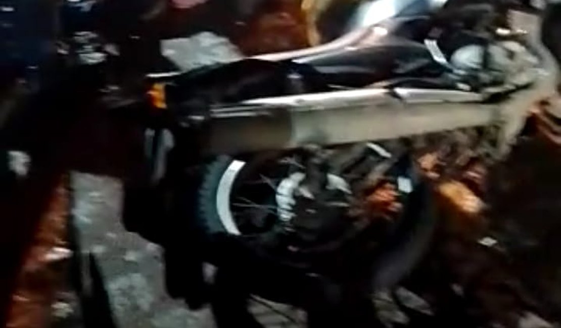 [Vídeo]Motociclista fica gravemente ferido e motorista com sinais de embriaguez  tenta fugir do local do acidente