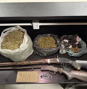 COPES Caatinga apreende maconha e armas de fogo na zona rural de Piranhas