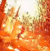 Transformador explode no bairro do Farol e assusta pedestre que passava pelo local