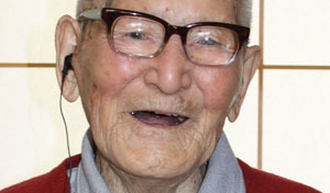 Homem mais velho do mundo completa 115 anos no Japão
