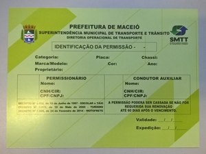 SMTT lança cartão que passará a identificar taxistas em Maceió