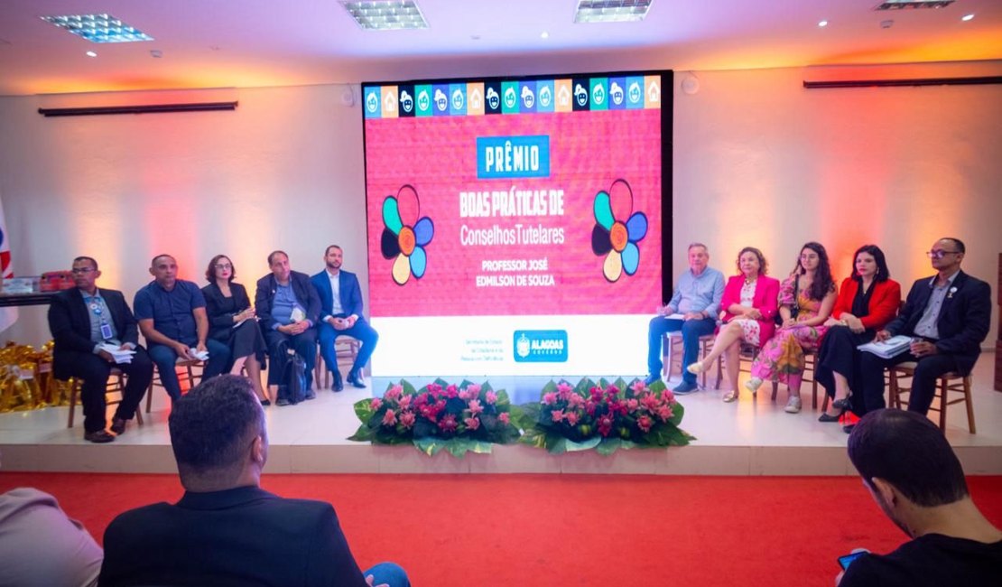 Teca Nelma participa de premiação que reconhece Conselhos Tutelares em Alagoas