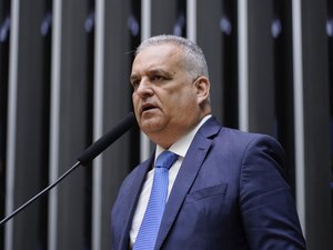 Alfredo Gaspar propõe limite para juros em consignado com FGTS para trabalhadores CLT