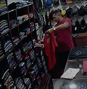 [Vídeo] Suspeitos de furto no Pátio Shopping são flagrados no Maceió Shopping com roupas furtadas