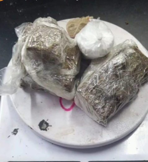 Homem é preso com maconha e cocaína no Passo de Camaragibe