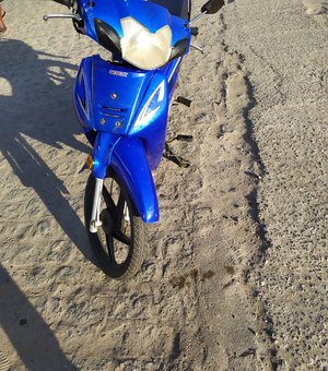 Carro e moto colidem na Rodovia AL-220