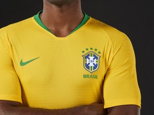 Nike divulga novas fotos da camisa da seleção do Brasileira para copa