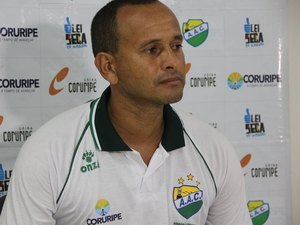Penedense anuncia Jaelson Marcelino como técnico para a segunda divisão