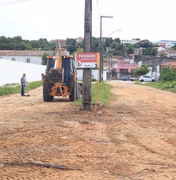 Prefeitura de Penedo retira lixo e material descartado de forma irregular nas ruas da cidade