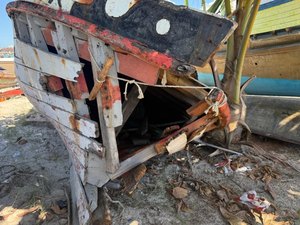 Prefeitura vai retirar embarcações abandonadas do Centro Pesqueiro de Jaraguá