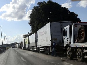 Caminhoneiros e ANTT voltam a discutir preços de fretes na segunda