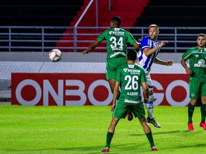 CSA perde para a Chapecoense e estaciona na tabela