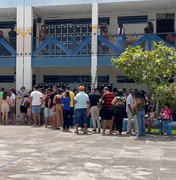 Filas longas são registradas em locais de votação em Arapiraca neste domingo