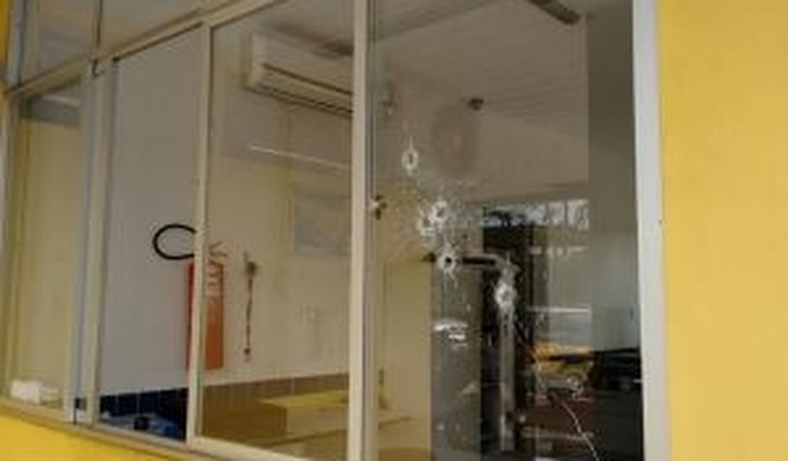 Posto policial é alvo de ataque de bandidos em São Sebastião