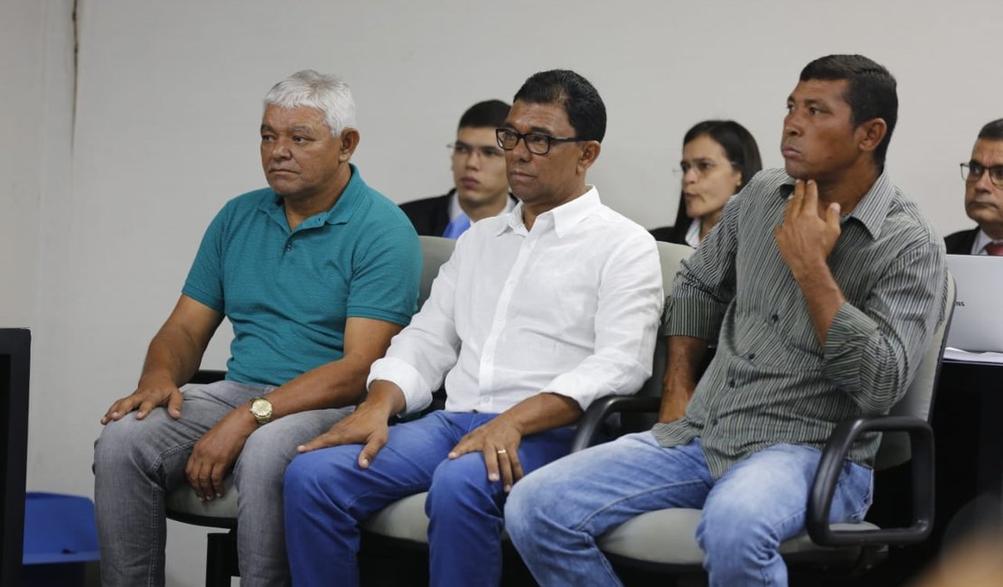 Com vigília do MST, julgamento de acusados de morte de liderança em Craíbas começa em Maceió