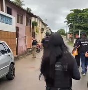 Operação mira grupo que usava município de Penedo para entrada de drogas e armas