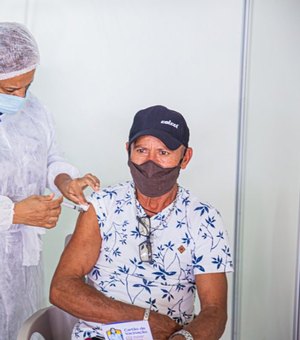 Arapiraca anuncia mais três faixas etárias para vacinação : 63, 64 e 65 anos