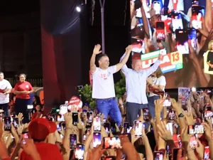Após visita a AL, Lula abre 25 pontos sobre Flávio Bolsonaro, diz pesquisa