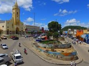 Homem apresenta suspeita de traumatismo craniano após acidente em Santana do Ipanema