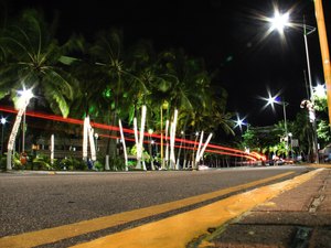 Prefeitura inaugura iluminação natalina no Centro nesta sexta (22)