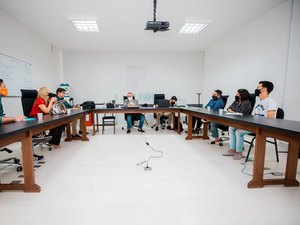 Prefeitura discute a reabertura das salas de cinema em Maceió