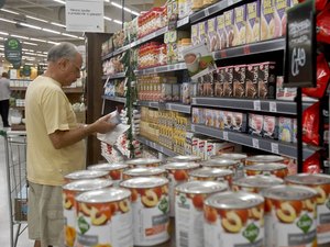 Vendas de fim de ano em supermercados devem igualar as de 2018