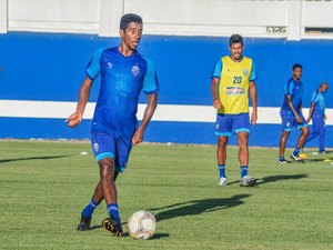 CSA apresenta atacante Gabriel, ex-Flamengo