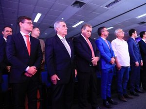 Presidente do Tribunal de Contas participa de palestra com prefeitos de municípios