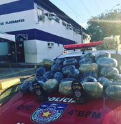 Polícia apreende 28kg de maconha em casa abandonada de Maceió