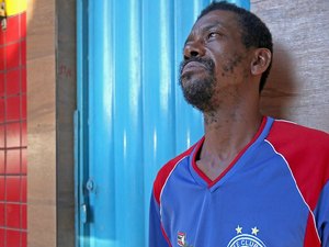 Lavador de carros que apareceu no próprio velório continua morto para a Justiça