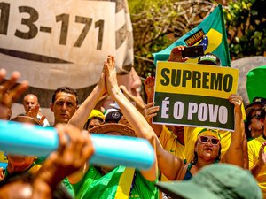 'Isso não é justiça, é perseguição', diz Fabio Costa em ato pela anistia em Maceió