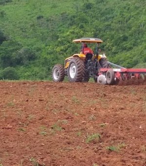 Programa Terra Arada é referência em atendimento à agricultura familiar em Palmeira dos Índios